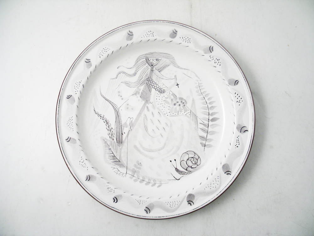 FAT (DDS), Stig Lindberg (1916-1982), Gustavsberg Studio, -47, keramik, diameter 38 cm. (Underredet trol ej original)